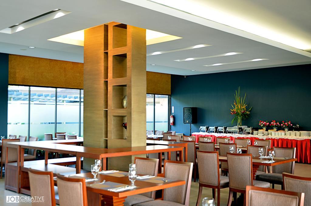 Sarrat Rivermount Hotel And Resort מראה חיצוני תמונה