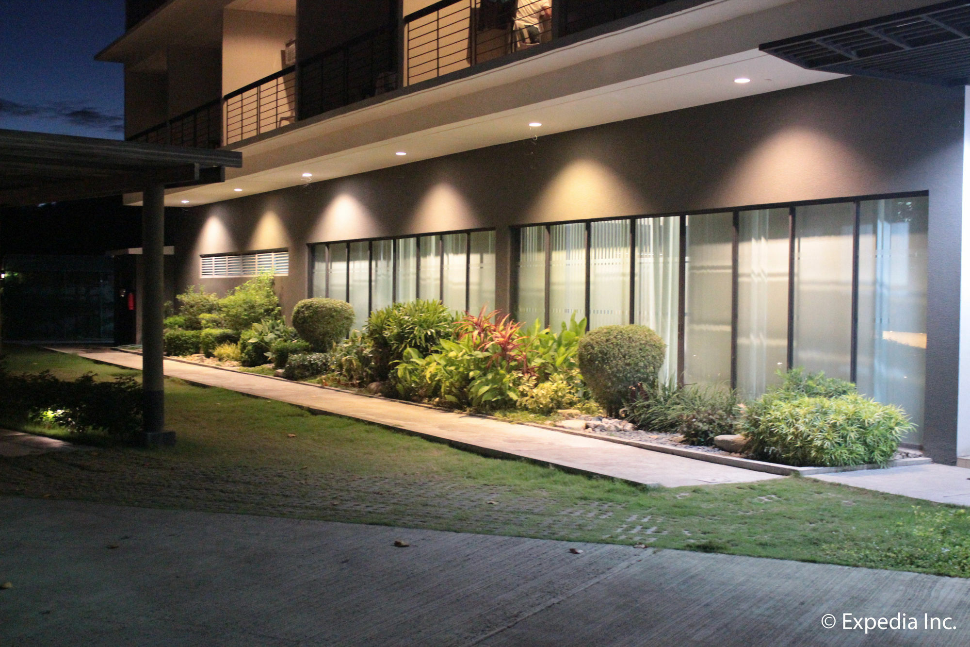 Sarrat Rivermount Hotel And Resort מראה חיצוני תמונה